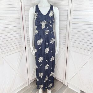 Westport Floral Embroidered Crinkle Smocked Waist Maxi Dress Blue Small